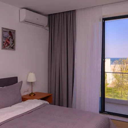 Luxury Tes Apartment Mamaia Exterior photo