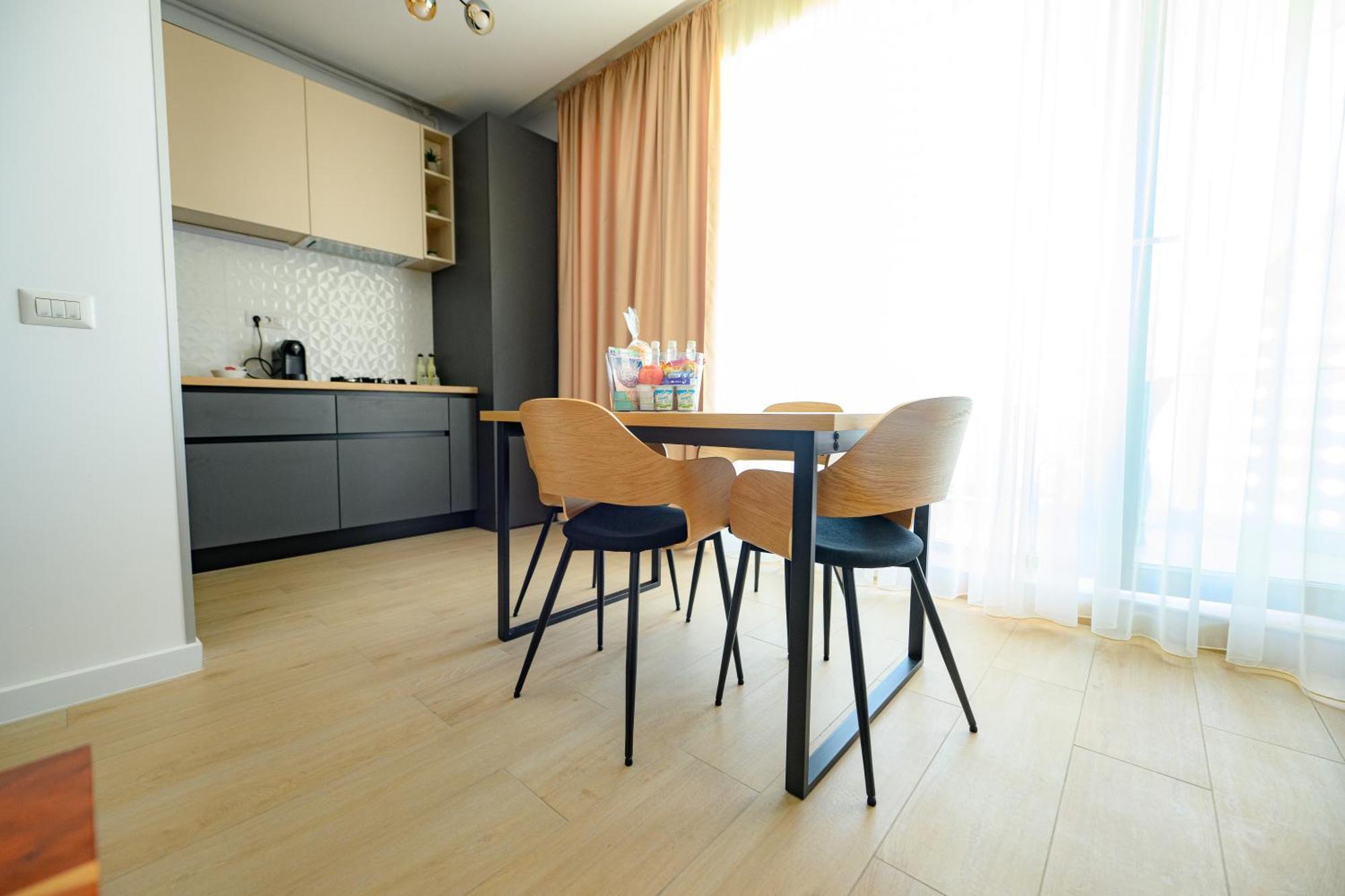 Luxury Tes